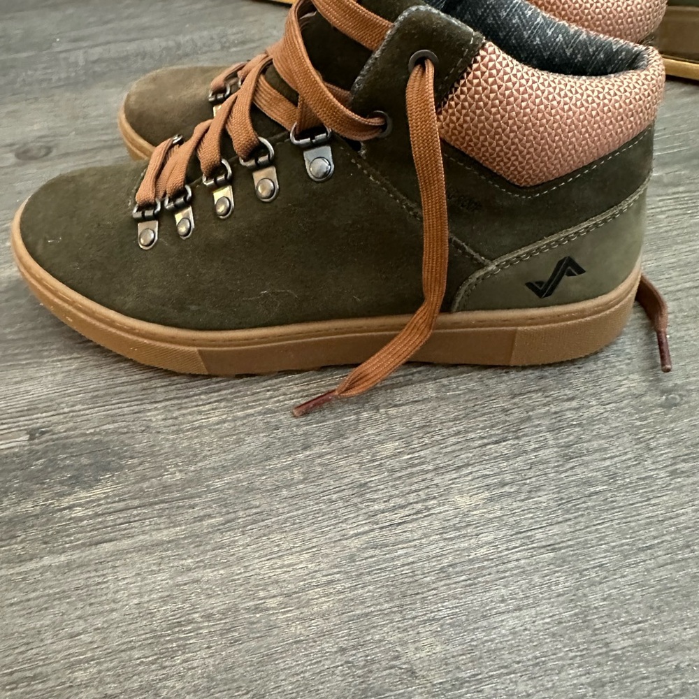 Foresake Women’s Luxor Mid Olive and Brown High-Top Sneakers